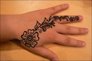 Mehndi Designs For Kids 2024 With (Special-Ideas)